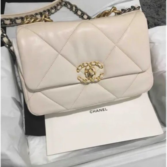 SOLD to Savannah E Off Another Platform - Picture 7 of 7